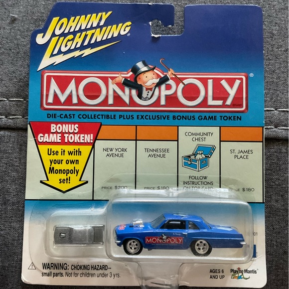 Monopoly 1:64 Die-Cast Johnny Lightning Collectible Car: Pontiac Tempest - Picture 1 of 2